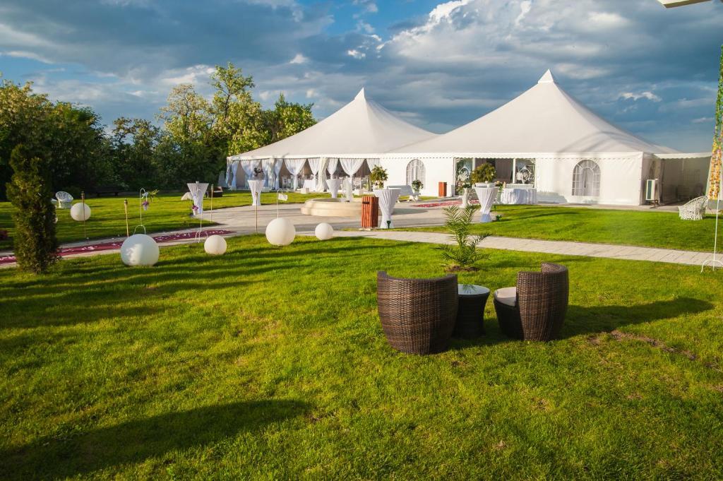 Hotel Magura Verde Bacău Eksteriør billede